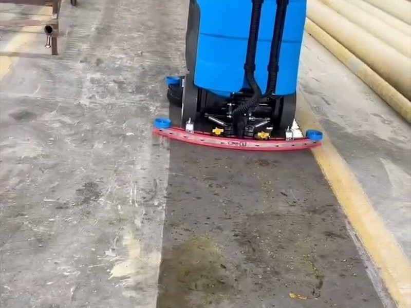 洗地机工作场景