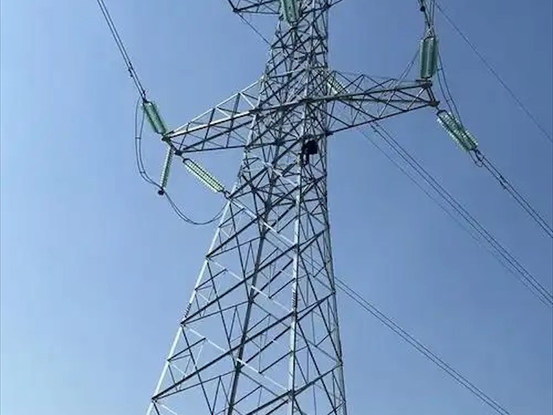 电力塔安装示意