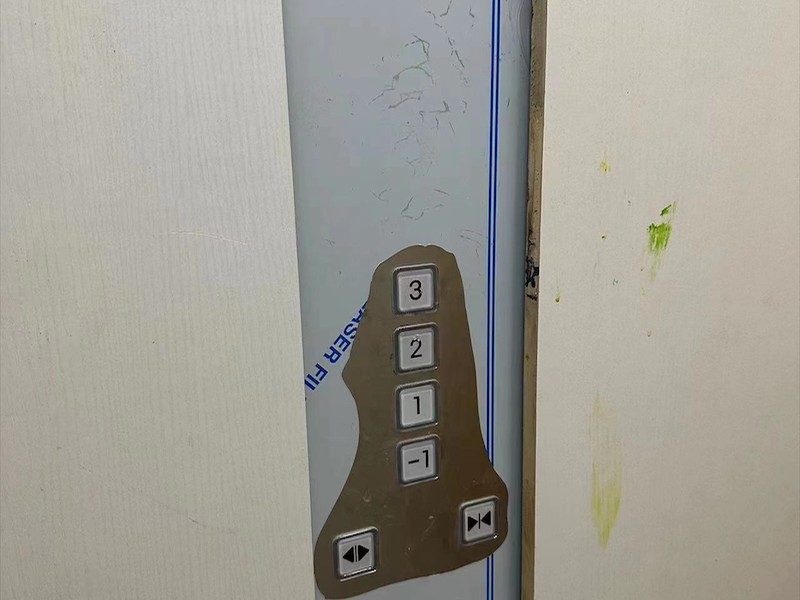 别墅电梯回收现场