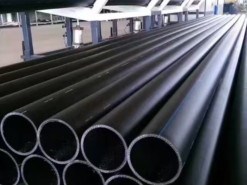 钢丝网骨架复合管产品展示