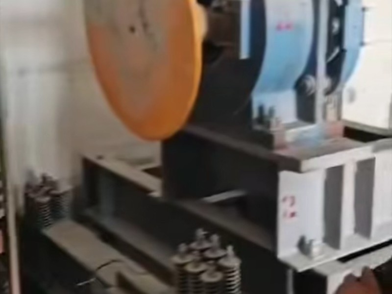 电梯回收作业现场