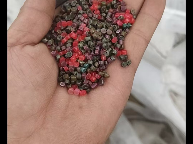 再生塑料颗粒生产车间