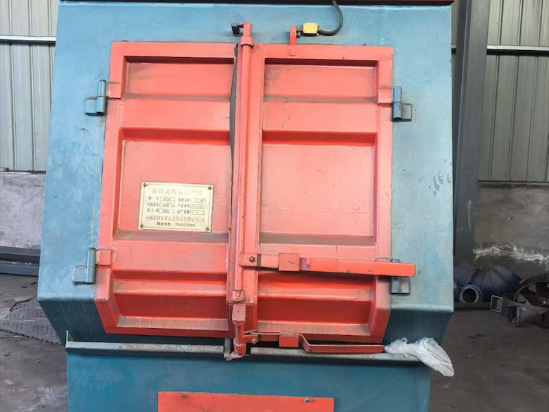 二手抛丸清理机设备展示