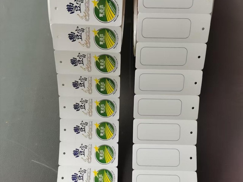 卷筒吊牌应用示例