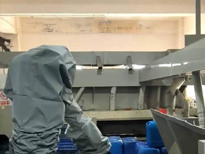 喷涂机器人工作场景