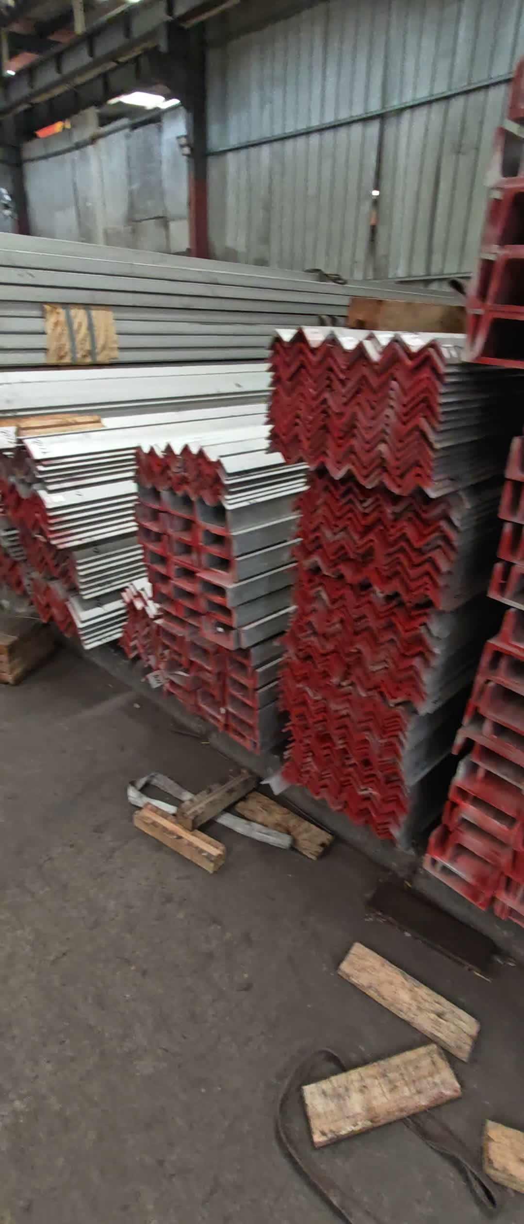 吕梁市文水县20x20x3mm角钢 不锈钢材质防锈强