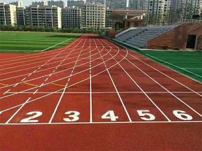 塑胶跑道材料环保性能解析：衡水市安平县绿色运动场地建设趋势