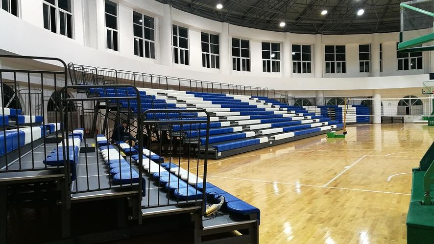 南宁市武鸣区伸缩看台座椅厂家：本地供应商的优势与选择