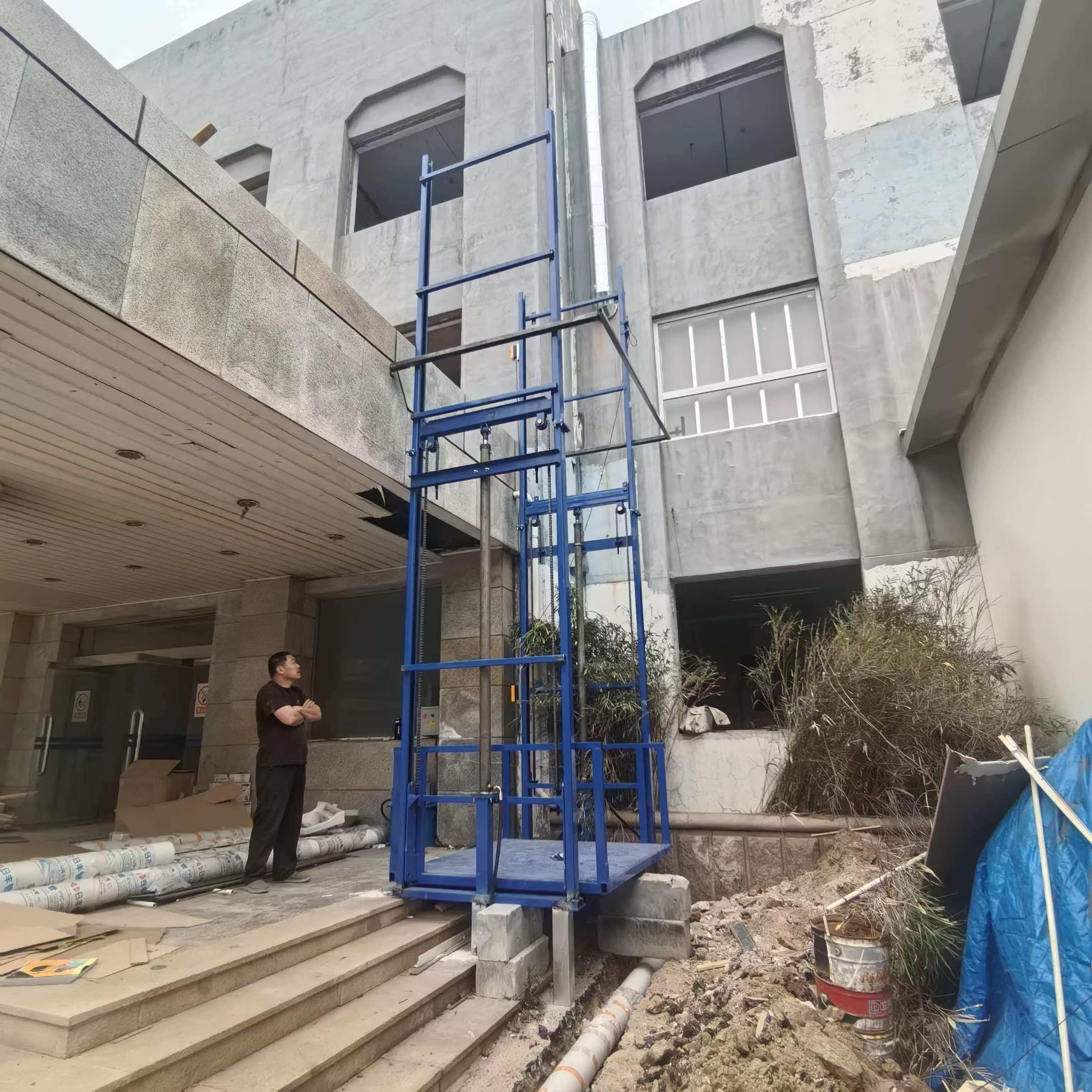 固定式液压升降平台安装注意事项及维护指南