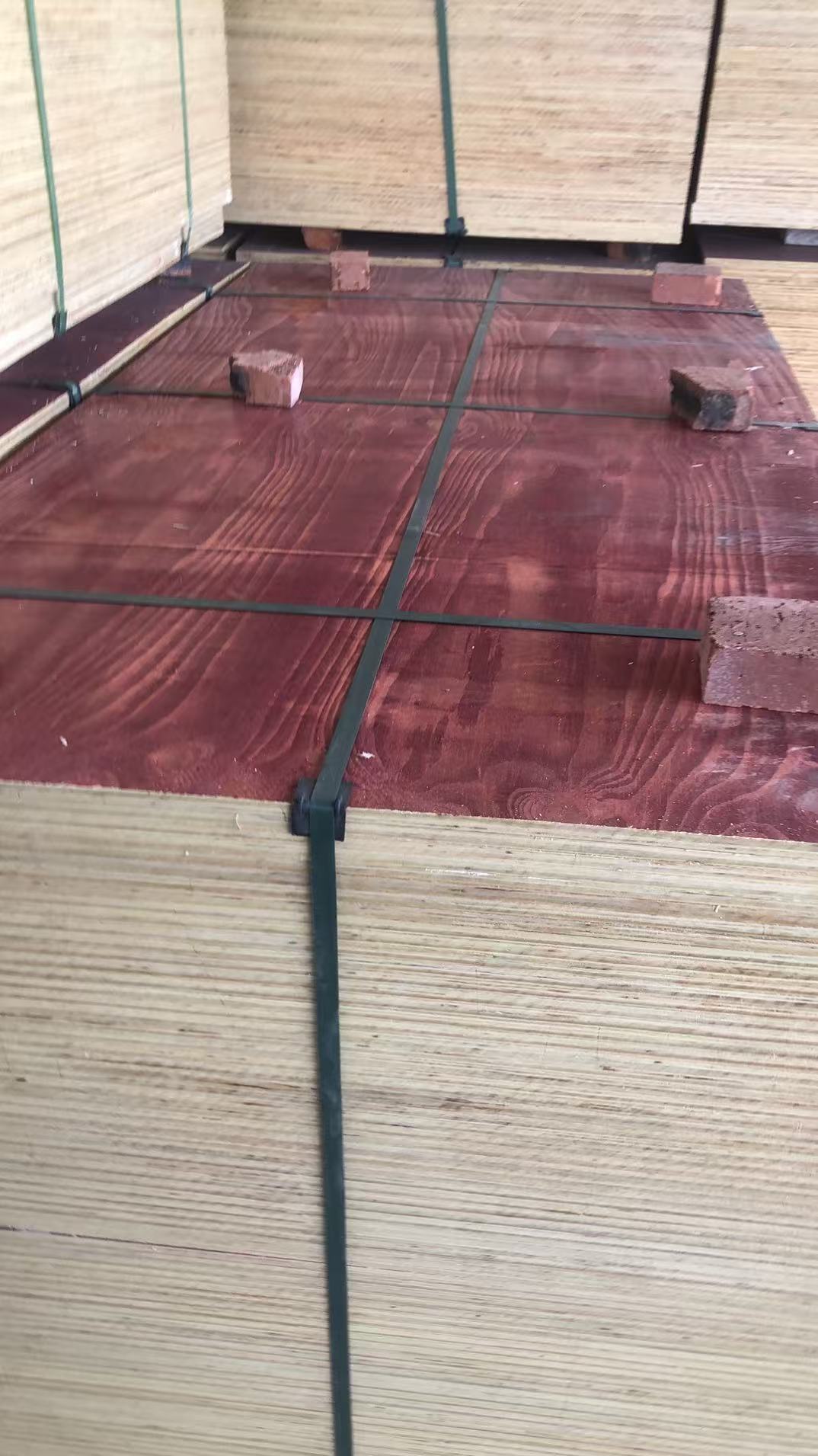 东营市河口区建筑模板厂家直供：1830x915mm型号现货速发