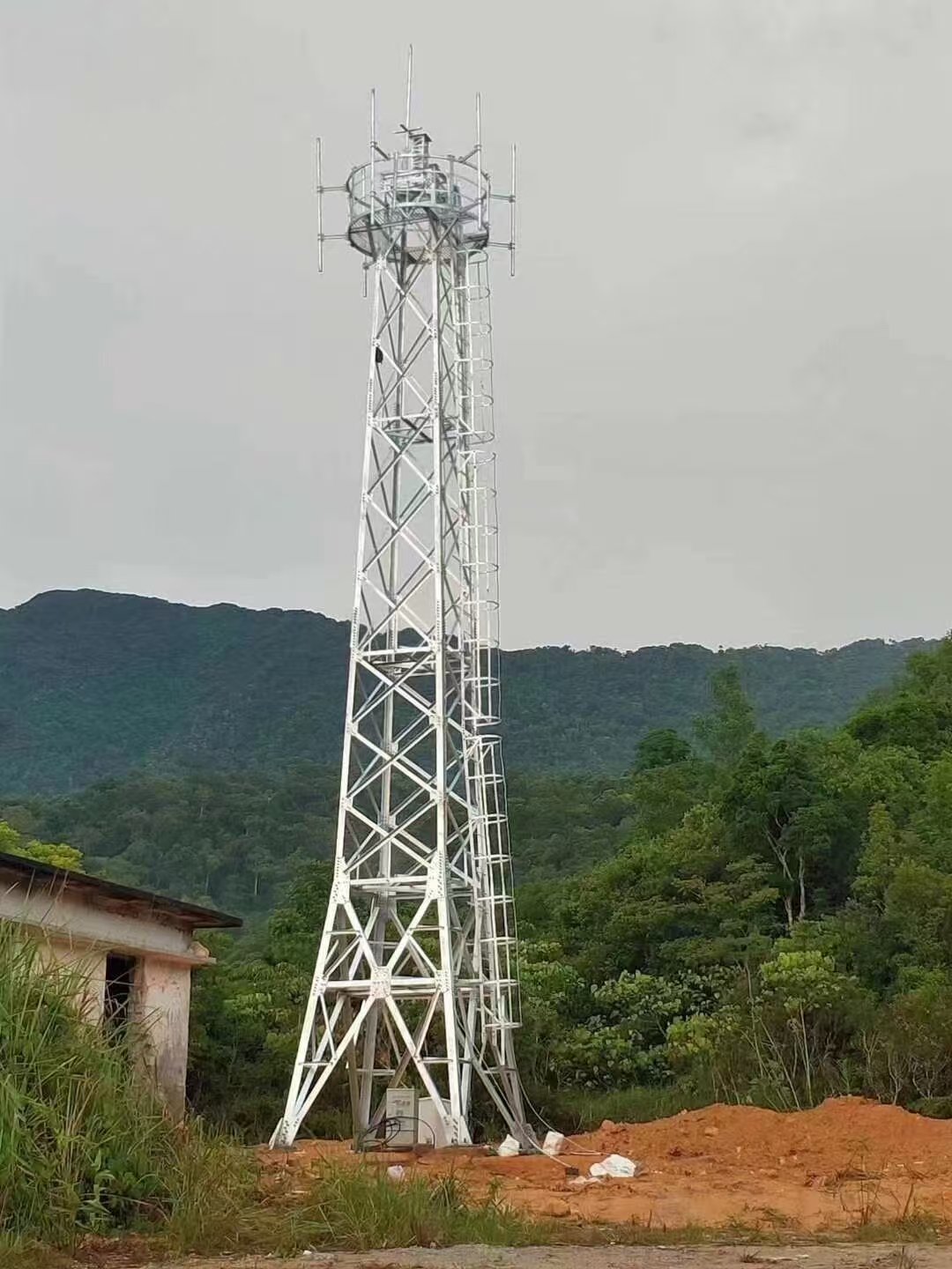 移动监控塔在咸宁市通山县安防领域的灵活应用方案