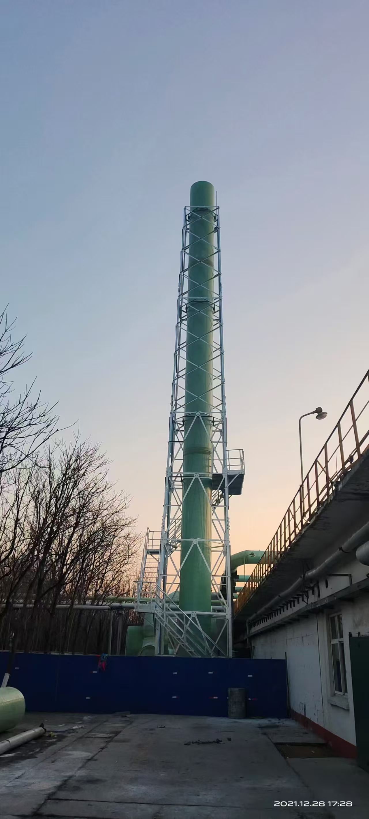 上饶市横峰县烟筒塔安装施工要点解析：钢结构烟筒安装全流程