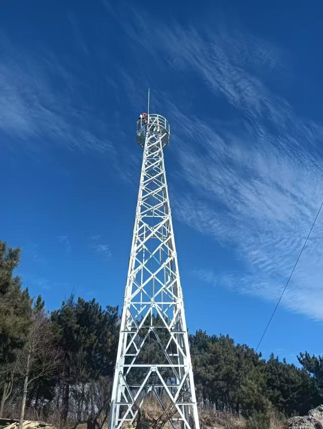 洛阳市涧西区监控塔安装要点及选型指南