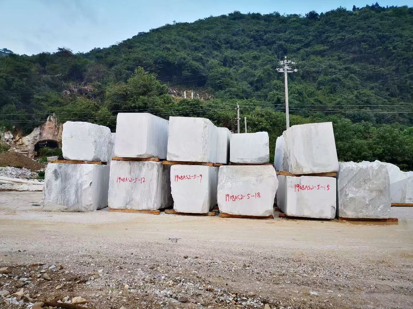 张家口市桥西区房山汉白玉栏杆定制，天然石材品质保障