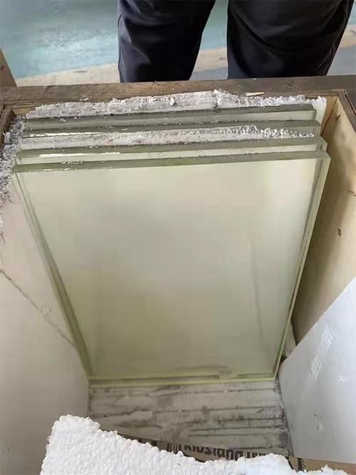 保定市阜平县光学铅玻璃批发：满足精密仪器观察需求