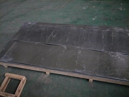 高纯度铅板在呼和浩特市新城区的用途：医用铅板与电解铅板性能对比