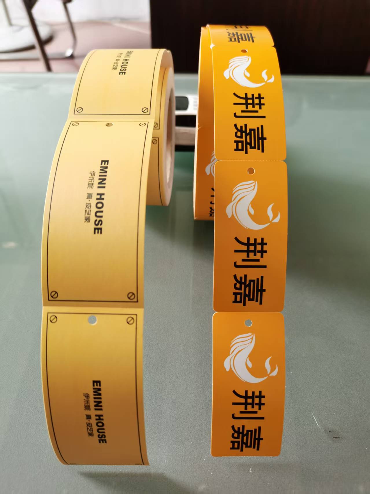 卷筒式吊牌在的应用场景及选购指南