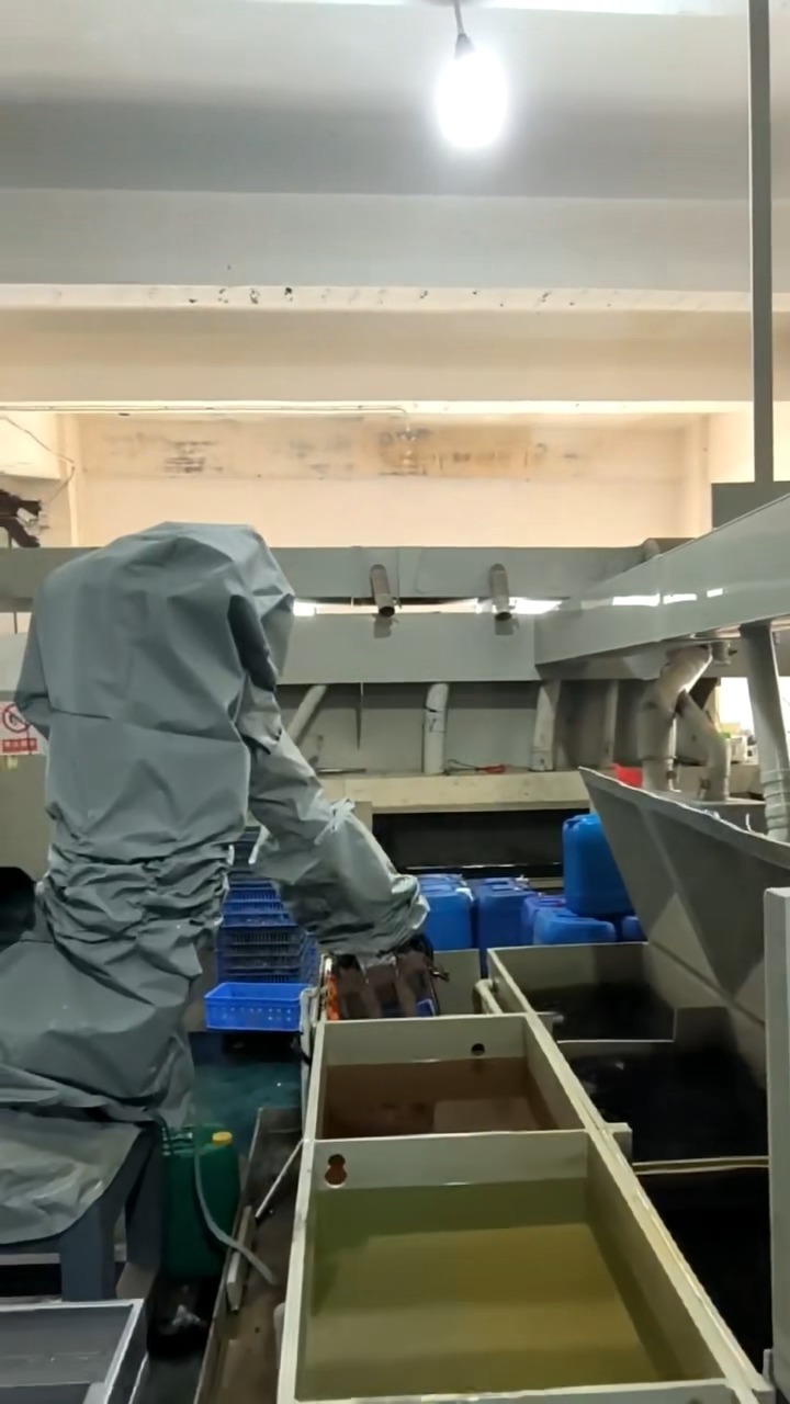 衡水市阜城县汽车喷涂机器人应用案例：提升汽车制造涂装效率的秘密
